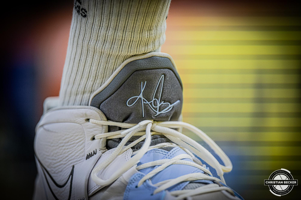 1. Basketball Bundesliga, easyCredit BBL, Saison 2024/2025, Herren, Hauptrunde, 24. Spieltag, 14.03.2025, RASTA Vechta - ratiopharm Ulm
RASTA Vechta gegen ratiopharm Ulm
Schlüsselwörter: 1. Bundesliga;14.03.2025;24. Spieltag;BBL;Basketball;Hauptrunde;Liga;RASTA;RASTA Dome;Saison 2024/2025;Ulm;Vechta;easycredit;ratiopharm