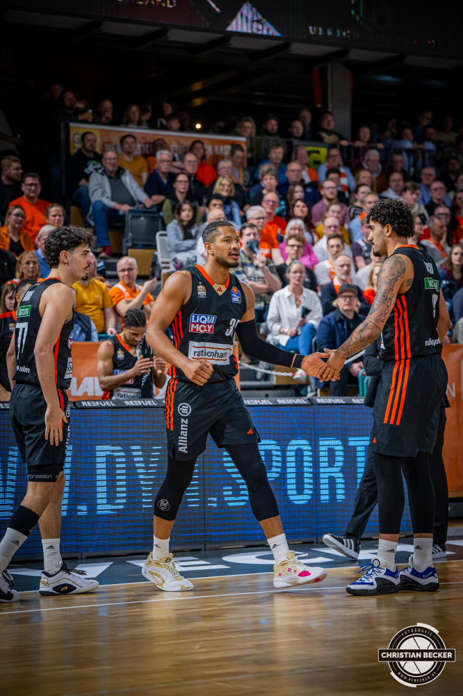 1. Basketball Bundesliga, easyCredit BBL, Saison 2024/2025, Herren, Hauptrunde, 24. Spieltag, 14.03.2025, RASTA Vechta - ratiopharm Ulm
Karim Jallow (#35 - ratiopharm Ulm) w&auml;hrend der Partie
Schlüsselwörter: 1. Bundesliga;14.03.2025;24. Spieltag;BBL;Basketball;Hauptrunde;Liga;RASTA;RASTA Dome;Saison 2024/2025;Ulm;Vechta;easycredit;ratiopharm