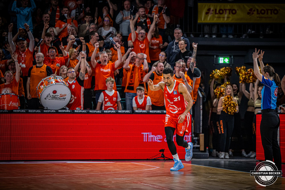 1. Basketball Bundesliga, easyCredit BBL, Saison 2024/2025, Herren, Hauptrunde, 24. Spieltag, 14.03.2025, RASTA Vechta - ratiopharm Ulm
Joel Aminu (#21 - RASTA Vechta) w&auml;hrend der Partie
Schlüsselwörter: 1. Bundesliga;14.03.2025;24. Spieltag;BBL;Basketball;Hauptrunde;Liga;RASTA;RASTA Dome;Saison 2024/2025;Ulm;Vechta;easycredit;ratiopharm