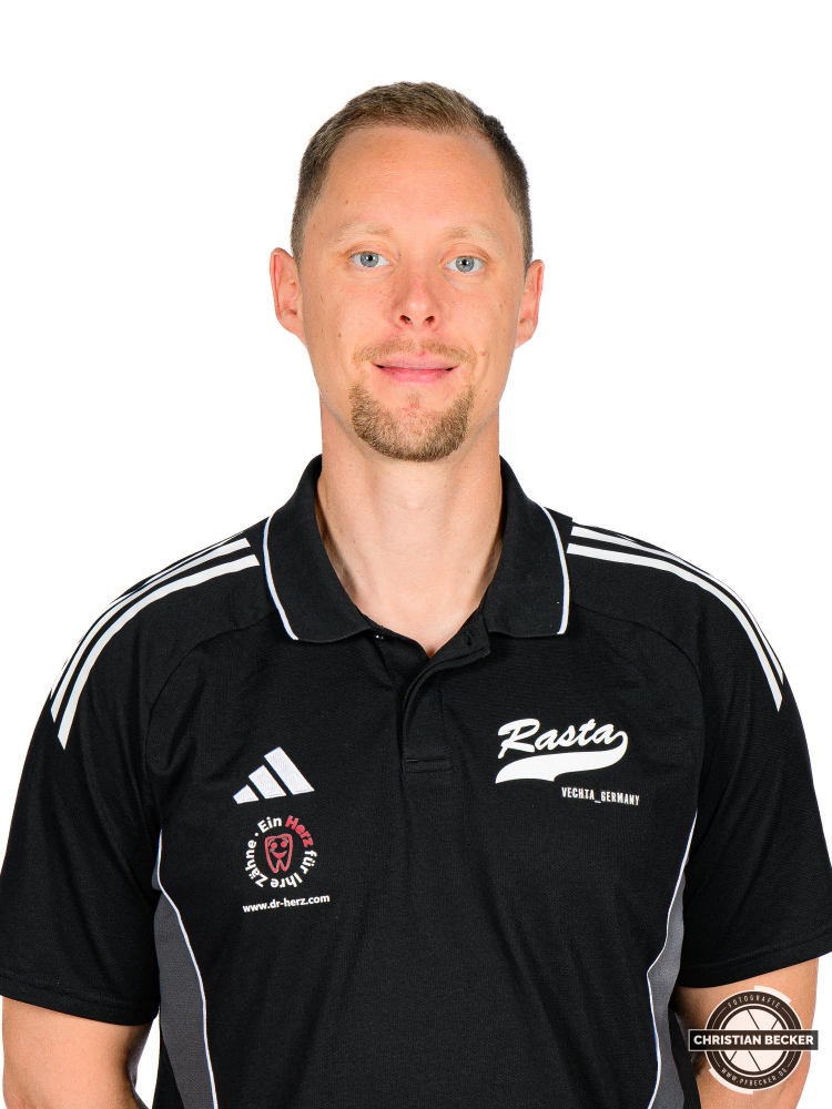 1. Basketball Bundesliga, easyCredit BBL, Saison 2025/2026, Herren, Teamshooting, Shooting, 25.08.2025, RASTA Vechta -  Teamshooting BBL
Christian Held (Headcoach - RASTA Vechta)
Schlüsselwörter: 1.Liga;25.08.2025;BBL;Basketball;Bundesliga;Liga;RASTA;RASTA Dome;Saison 2025/2026;Shooting;Teamshooting;Vechta;easycredit