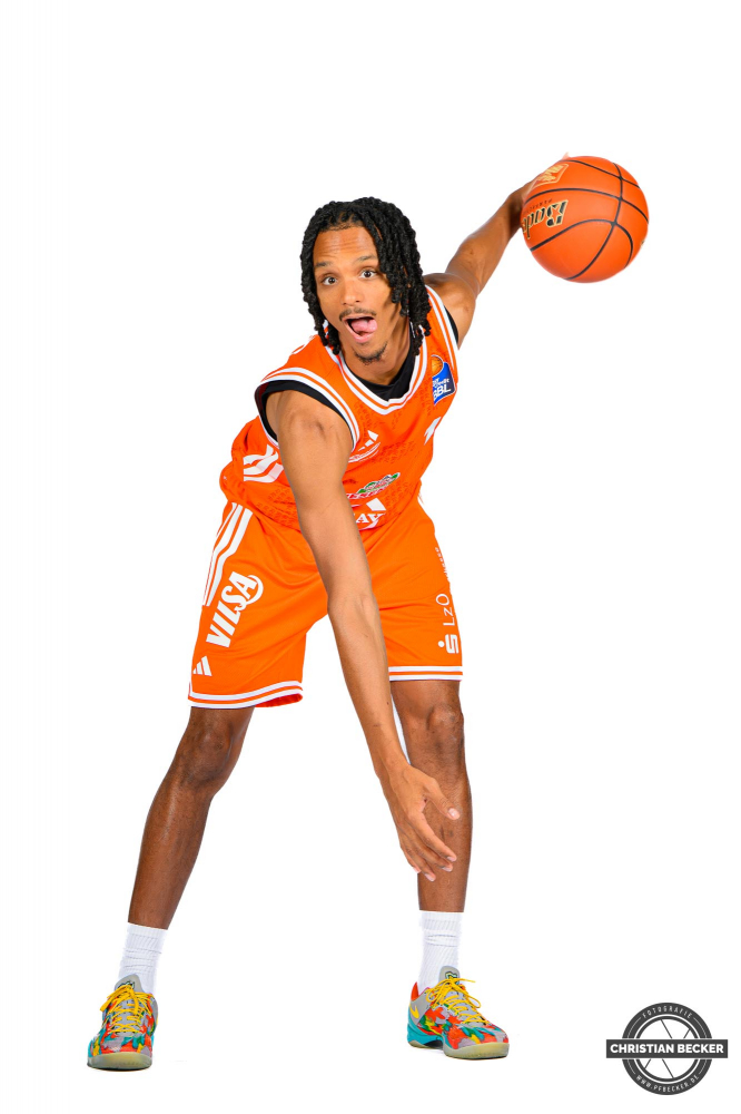 1. Basketball Bundesliga, easyCredit BBL, Saison 2025/2026, Herren, Teamshooting, Shooting, 25.08.2025, RASTA Vechta -  Teamshooting BBL
Alonzo Verge (#11 - RASTA Vechta)
Schlüsselwörter: 1.Liga;25.08.2025;BBL;Basketball;Bundesliga;Liga;RASTA;RASTA Dome;Saison 2025/2026;Shooting;Teamshooting;Vechta;easycredit