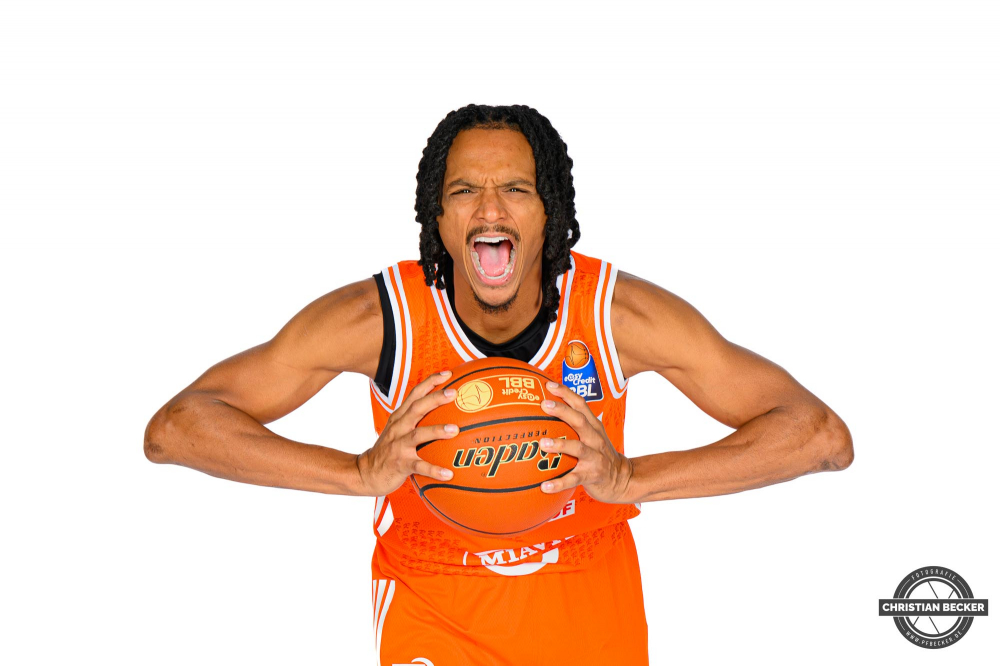 1. Basketball Bundesliga, easyCredit BBL, Saison 2025/2026, Herren, Teamshooting, Shooting, 25.08.2025, RASTA Vechta -  Teamshooting BBL
Alonzo Verge (#11 - RASTA Vechta)
Schlüsselwörter: 1.Liga;25.08.2025;BBL;Basketball;Bundesliga;Liga;RASTA;RASTA Dome;Saison 2025/2026;Shooting;Teamshooting;Vechta;easycredit