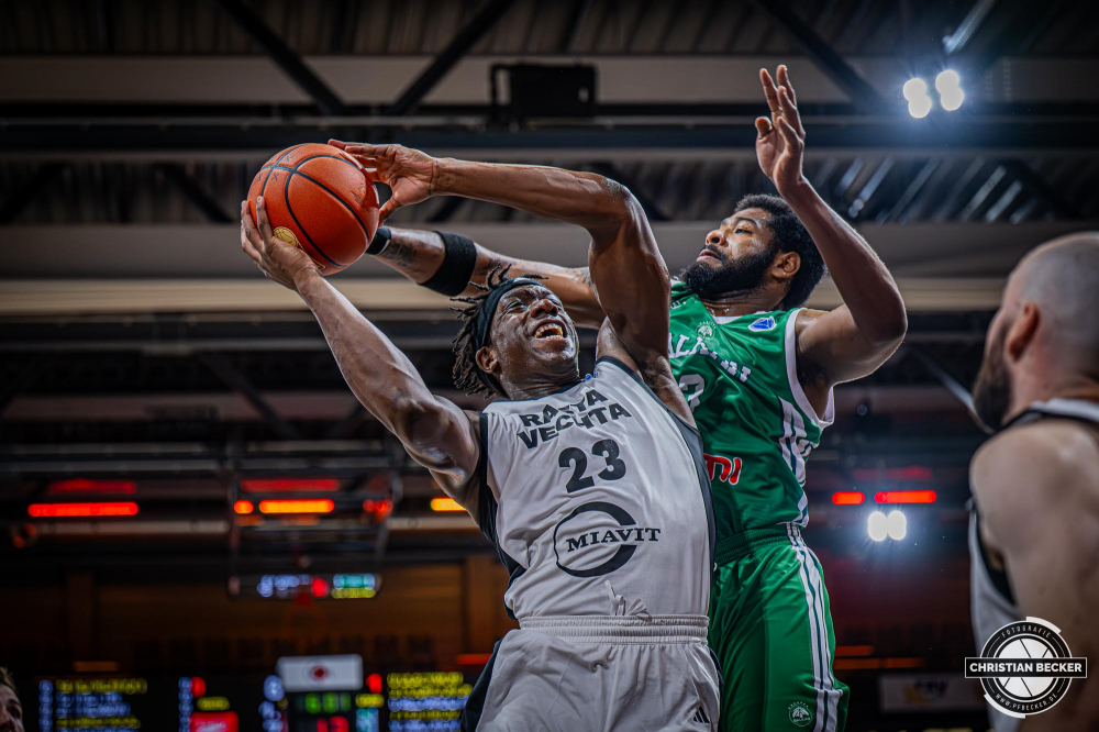 Basketball FIBA Europe Cup, Saison 2025/2026, Herren, Qualifikation, Hinspiel, 24.09.2025, RASTA Vechta - BC Balkan
Malcolm Dandridge (#23 - RASTA Vechta) in Aktion
Schlüsselwörter: 24.09.2025;BC;Balkan;Basketball;Cup;Europe;FEC;FIBA;Hinspiel;International;Liga;Qualifikation;RASTA;RASTA Dome;Saison 2025/2026;Vechta