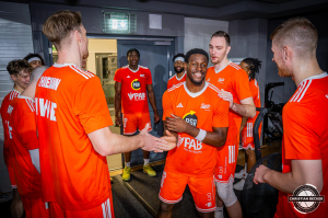 Dateiname=2025-10-04-RV-MBC-0336.jpg
Dateigröße=372KB
Abmessungen: 2000x1333
hinzugefügt am: 05. Oktober 2025 2025-10-04-RV-MBC-0336.jpg