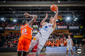 Dateiname=2025-10-04-RV-MBC-0759.jpg
Dateigröße=407KB
Abmessungen: 2000x1333
hinzugefügt am: 05. Oktober 2025 2025-10-04-RV-MBC-0759.jpg