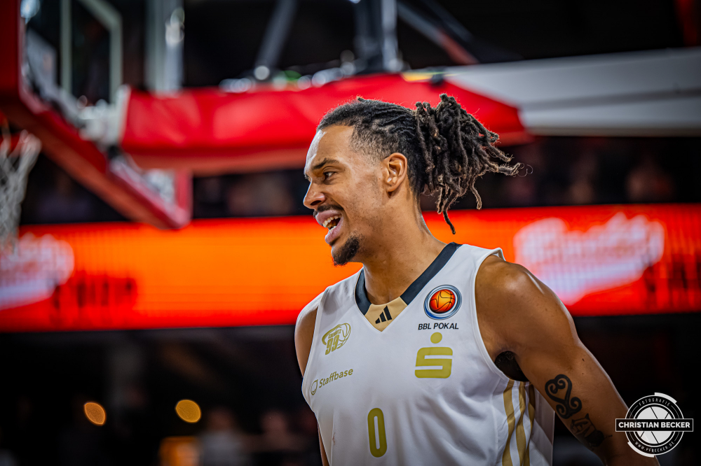 1. Basketball Bundesliga, easyCredit BBL, Saison 2025/2026, Herren, Pokal. Achtelfinale, 19.10.2025, RASTA Vechta - NINERS Chemnitz
Kevin Yebo (#0 - NINERS Chemnitz) w&auml;hrend der Partie
Schlüsselwörter: 1. Bundesliga;19.10.2025;Achtelfinale;BBL;Basketball;Chemnitz;NINERS;Pokal;RASTA;RASTA Dome;Saison 2025/2026;Vechta;easycredit