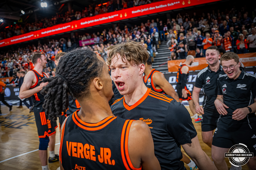 1. Basketball Bundesliga, easyCredit BBL, Saison 2025/2026, Herren, Pokal. Achtelfinale, 19.10.2025, RASTA Vechta - NINERS Chemnitz
Roy Krupnikas (#24 - RASTA Vechta) nach der Partie
Schlüsselwörter: 1. Bundesliga;19.10.2025;Achtelfinale;BBL;Basketball;Chemnitz;NINERS;Pokal;RASTA;RASTA Dome;Saison 2025/2026;Vechta;easycredit