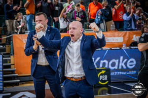 Dateiname=2025-10-25-RV-BON-0134.jpg
Dateigröße=348KB
Abmessungen: 2000x1333
hinzugefügt am: 26. Oktober 2025 2025-10-25-RV-BON-0134.jpg