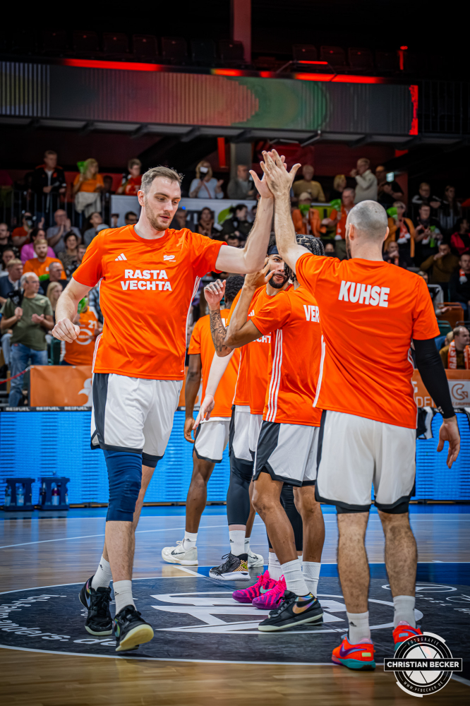 Basketball FIBA Europe Cup, Saison 2025/2026, Herren, Hauptrunde, Gruppenphase, 4. Spieltag, 05.11.2025, RASTA Vechta - CS Valcea 1924
Philipp Herkenhoff (#14 - RASTA Vechta) vor der Partie
Schlüsselwörter: 05.11.2025;1924;4. Spieltag;Basketball;CS;Cup;Europe;FEC;FIBA;Gruppenphase;Hauptrunde;International;Liga;RASTA;RASTA Dome;Saison 2025/2026;Valcea;Vechta