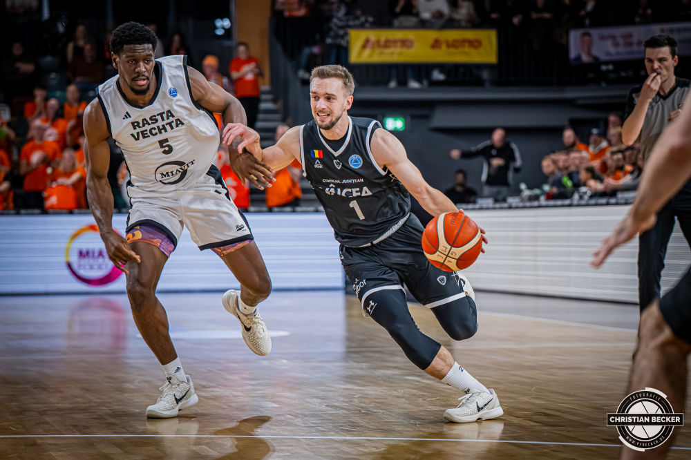 Basketball FIBA Europe Cup, Saison 2025/2026, Herren, Hauptrunde, Gruppenphase, 4. Spieltag, 05.11.2025, RASTA Vechta - CS Valcea 1924
Lucas Tohatan (#1 - CS Valcea 1924) in Aktion
Schlüsselwörter: 05.11.2025;1924;4. Spieltag;Basketball;CS;Cup;Europe;FEC;FIBA;Gruppenphase;Hauptrunde;International;Liga;RASTA;RASTA Dome;Saison 2025/2026;Valcea;Vechta