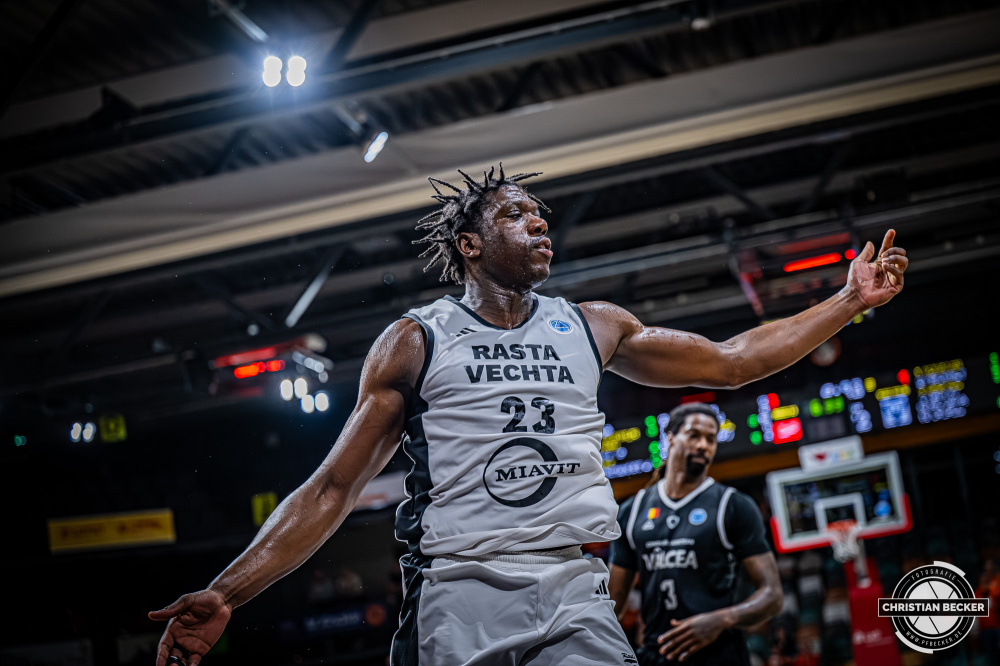 Basketball FIBA Europe Cup, Saison 2025/2026, Herren, Hauptrunde, Gruppenphase, 4. Spieltag, 05.11.2025, RASTA Vechta - CS Valcea 1924
Malcolm Dandridge (#23 - RASTA Vechta) w&auml;hrend der Partie
Schlüsselwörter: 05.11.2025;1924;4. Spieltag;Basketball;CS;Cup;Europe;FEC;FIBA;Gruppenphase;Hauptrunde;International;Liga;RASTA;RASTA Dome;Saison 2025/2026;Valcea;Vechta