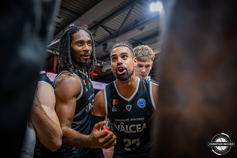 Basketball FIBA Europe Cup, Saison 2025/2026, Herren, Hauptrunde, Gruppenphase, 4. Spieltag, 05.11.2025, RASTA Vechta - CS Valcea 1924
Clavell Lopez (#23 - CS Valcea 1924) nach der Partie
Schlüsselwörter: 05.11.2025;1924;4. Spieltag;Basketball;CS;Cup;Europe;FEC;FIBA;Gruppenphase;Hauptrunde;International;Liga;RASTA;RASTA Dome;Saison 2025/2026;Valcea;Vechta