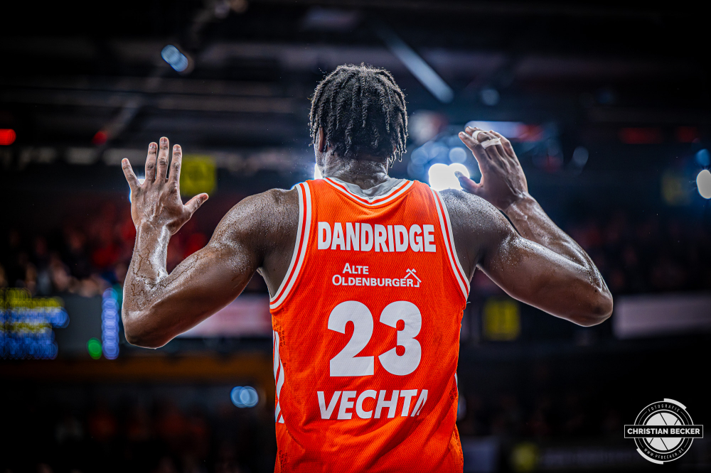 1. Basketball Bundesliga, easyCredit BBL, Saison 2025/2026, Herren, Hauptrunde, 7. Spieltag, 09.11.2025, RASTA Vechta - FC Bayern M&uuml;nchen Basketball
Malcolm Dandridge (#23 - RASTA Vechta) w&auml;hrend der Partie
Schlüsselwörter: 09.11.2025;1. Bundesliga;7. Spieltag;BBL;Basketball;Bayern;FC;Hauptrunde;Liga;Muenchen;M&uuml;nchen;RASTA;RASTA Dome;Saison 2025/2026;Vechta;easycredit