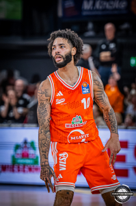 Dateiname=2025-12-07-RV-HAM-0094.jpg
Dateigröße=723KB
Abmessungen: 1333x2000
hinzugefügt am: 08. Dezember 2025 2025-12-07-RV-HAM-0094.jpg