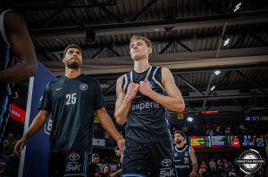 Dateiname=2025-12-07-RV-HAM-0142.jpg
Dateigröße=572KB
Abmessungen: 2000x1333
hinzugefügt am: 08. Dezember 2025 2025-12-07-RV-HAM-0142.jpg