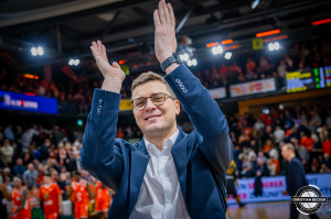 Dateiname=2025-12-29-RV-OLD-0113.jpg
Dateigröße=565KB
Abmessungen: 2000x1333
hinzugefügt am: 31. Dezember 2025 2025-12-29-RV-OLD-0113.jpg