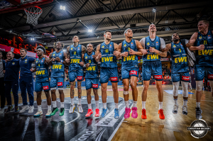 Dateiname=2025-12-29-RV-OLD-0121.jpg
Dateigröße=1171KB
Abmessungen: 2000x1333
hinzugefügt am: 31. Dezember 2025 2025-12-29-RV-OLD-0121.jpg