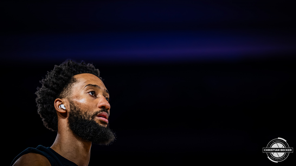 1. Basketball Bundesliga, easyCredit BBL, Saison 2025/2026, Herren, Hauptrunde, 15. Spieltag, 11.01.2026, RASTA Vechta - Fitness First W&uuml;rzburg Baskets
Davion Mintz (#10 - Fitness First W&uuml;rzburg Baskets) vor der Partie
Schlüsselwörter: 1. Bundesliga;11.01.2026;15. Spieltag;BBL;Basketball;Baskets;First;Fitness;Hauptrunde;Liga;RASTA;RASTA Dome;Saison 2025/2026;Vechta;W&uuml;rzburg;easycredit