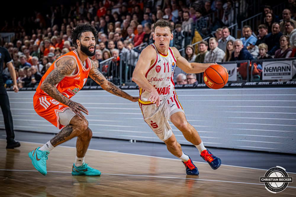 1. Basketball Bundesliga, easyCredit BBL, Saison 2025/2026, Herren, Hauptrunde, 15. Spieltag, 11.01.2026, RASTA Vechta - Fitness First W&uuml;rzburg Baskets
Brae Ivey (#11 - Fitness First W&uuml;rzburg Baskets) in Aktion
Schlüsselwörter: 1. Bundesliga;11.01.2026;15. Spieltag;BBL;Basketball;Baskets;First;Fitness;Hauptrunde;Liga;RASTA;RASTA Dome;Saison 2025/2026;Vechta;W&uuml;rzburg;easycredit