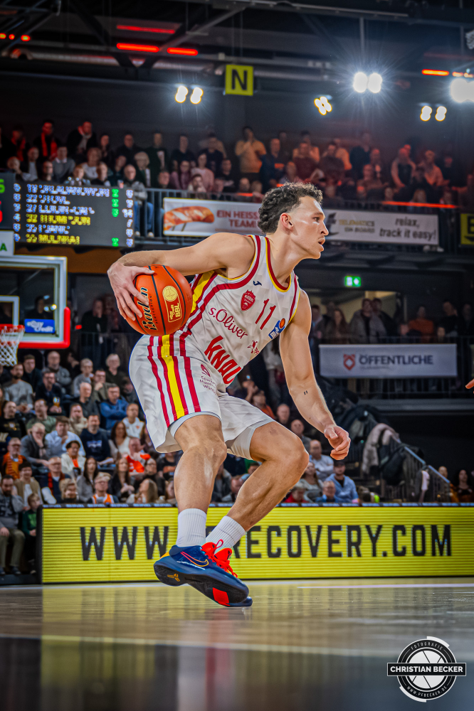1. Basketball Bundesliga, easyCredit BBL, Saison 2025/2026, Herren, Hauptrunde, 15. Spieltag, 11.01.2026, RASTA Vechta - Fitness First W&uuml;rzburg Baskets
Brae Ivey (#11 - Fitness First W&uuml;rzburg Baskets) in Aktion
Schlüsselwörter: 1. Bundesliga;11.01.2026;15. Spieltag;BBL;Basketball;Baskets;First;Fitness;Hauptrunde;Liga;RASTA;RASTA Dome;Saison 2025/2026;Vechta;W&uuml;rzburg;easycredit