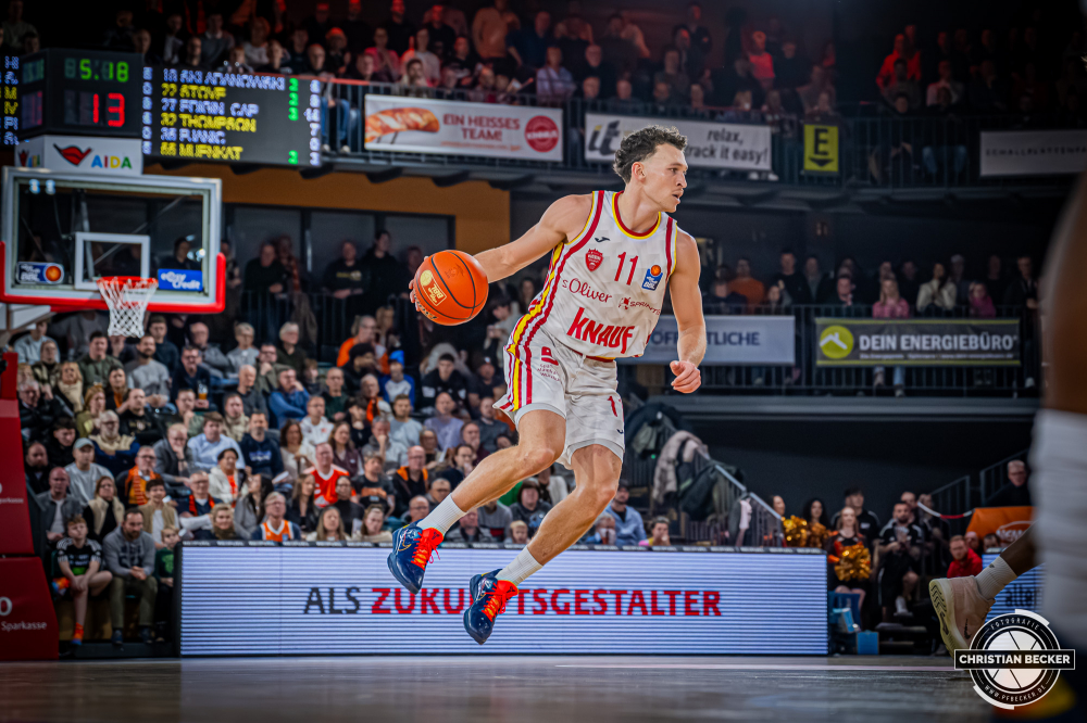 1. Basketball Bundesliga, easyCredit BBL, Saison 2025/2026, Herren, Hauptrunde, 15. Spieltag, 11.01.2026, RASTA Vechta - Fitness First W&uuml;rzburg Baskets
Brae Ivey (#11 - Fitness First W&uuml;rzburg Baskets) in Aktion
Schlüsselwörter: 1. Bundesliga;11.01.2026;15. Spieltag;BBL;Basketball;Baskets;First;Fitness;Hauptrunde;Liga;RASTA;RASTA Dome;Saison 2025/2026;Vechta;W&uuml;rzburg;easycredit