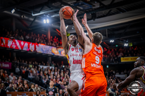 Dateiname=2026-01-11-RV-WUE-0961.jpg
Dateigröße=676KB
Abmessungen: 2000x1333
hinzugefügt am: 12. Januar 2026 2026-01-11-RV-WUE-0961.jpg