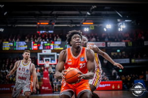 Dateiname=2026-01-11-RV-WUE-1222.jpg
Dateigröße=619KB
Abmessungen: 2000x1333
hinzugefügt am: 12. Januar 2026 2026-01-11-RV-WUE-1222.jpg