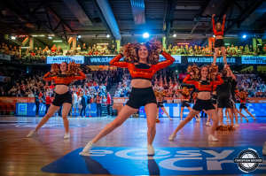 Dateiname=2026-01-11-RV-WUE-1666.jpg
Dateigröße=1079KB
Abmessungen: 2000x1333
hinzugefügt am: 12. Januar 2026 2026-01-11-RV-WUE-1666.jpg