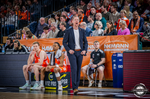 Dateiname=2026-01-11-RV-WUE-1716.jpg
Dateigröße=1083KB
Abmessungen: 2000x1333
hinzugefügt am: 12. Januar 2026 2026-01-11-RV-WUE-1716.jpg