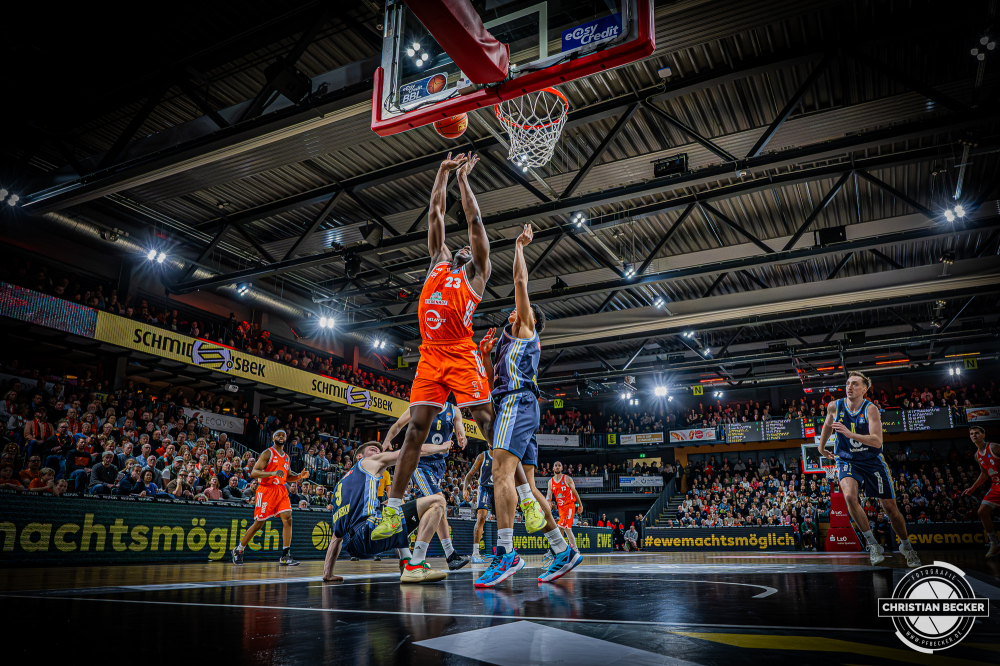 1. Basketball Bundesliga, easyCredit BBL, Saison 2025/2026, Herren, Hauptrunde, 16. Spieltag, 17.01.2026, RASTA Vechta - ALBA Berlin
Malcolm Dandridge (#23 - RASTA Vechta) beim Korbleger
Schlüsselwörter: 1. Bundesliga;16. Spieltag;17.01.2026;ALBA;BBL;Basketball;Berlin;Hauptrunde;Liga;RASTA;RASTA Dome;Saison 2025/2026;Vechta;easycredit