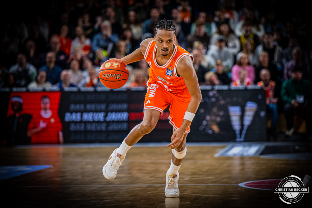 1. Basketball Bundesliga, easyCredit BBL, Saison 2025/2026, Herren, Hauptrunde, 16. Spieltag, 17.01.2026, RASTA Vechta - ALBA Berlin
Alonzo Verge (#11 - RASTA Vechta) in Aktion
Schlüsselwörter: 1. Bundesliga;16. Spieltag;17.01.2026;ALBA;BBL;Basketball;Berlin;Hauptrunde;Liga;RASTA;RASTA Dome;Saison 2025/2026;Vechta;easycredit