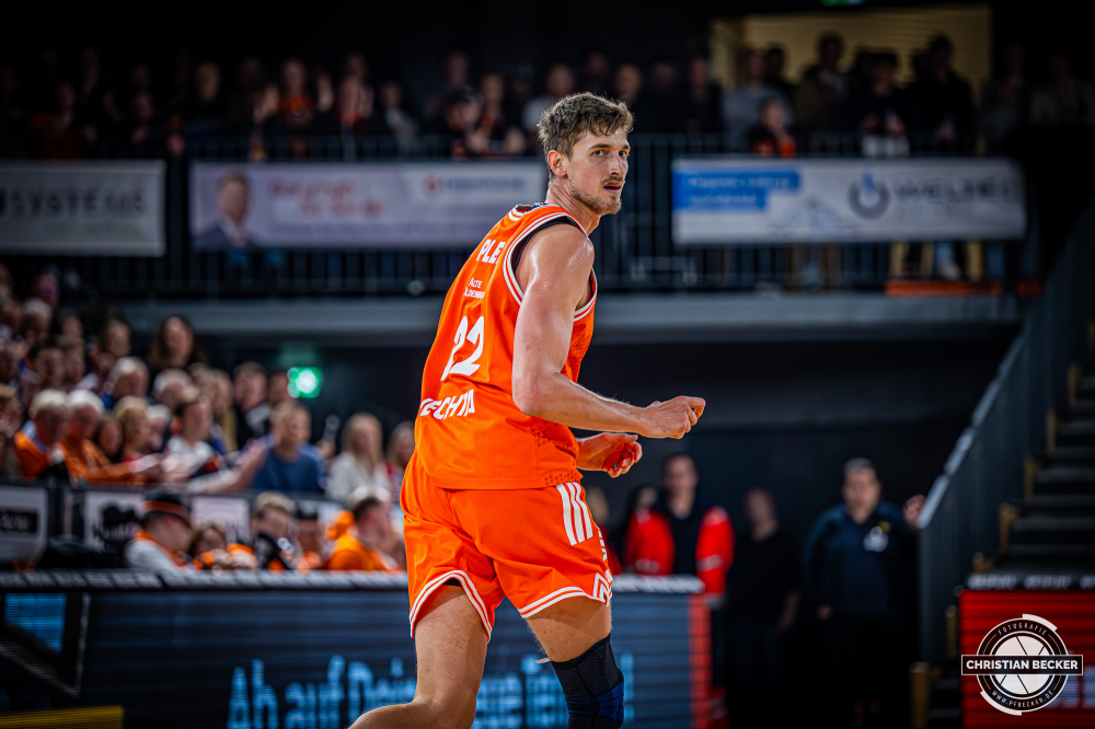 1. Basketball Bundesliga, easyCredit BBL, Saison 2025/2026, Herren, Hauptrunde, 16. Spieltag, 17.01.2026, RASTA Vechta - ALBA Berlin
Tibor Plei&szlig; (#22 - RASTA Vechta) w&auml;hrend der Partie
Schlüsselwörter: 1. Bundesliga;16. Spieltag;17.01.2026;ALBA;BBL;Basketball;Berlin;Hauptrunde;Liga;RASTA;RASTA Dome;Saison 2025/2026;Vechta;easycredit