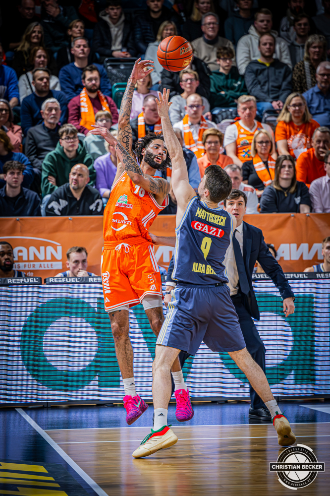 1. Basketball Bundesliga, easyCredit BBL, Saison 2025/2026, Herren, Hauptrunde, 16. Spieltag, 17.01.2026, RASTA Vechta - ALBA Berlin
Tevin Brown (#10 - RASTA Vechta) in Aktion
Schlüsselwörter: 1. Bundesliga;16. Spieltag;17.01.2026;ALBA;BBL;Basketball;Berlin;Hauptrunde;Liga;RASTA;RASTA Dome;Saison 2025/2026;Vechta;easycredit