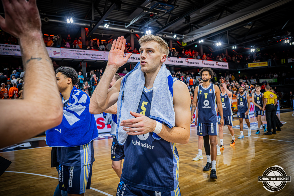 1. Basketball Bundesliga, easyCredit BBL, Saison 2025/2026, Herren, Hauptrunde, 16. Spieltag, 17.01.2026, RASTA Vechta - ALBA Berlin
Sam Griesel (#5 - ALBA BERLIN) nach der Partie
Schlüsselwörter: 1. Bundesliga;16. Spieltag;17.01.2026;ALBA;BBL;Basketball;Berlin;Hauptrunde;Liga;RASTA;RASTA Dome;Saison 2025/2026;Vechta;easycredit