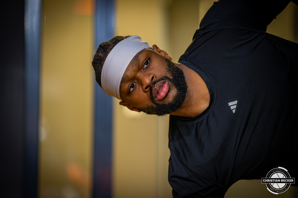 1. Basketball Bundesliga, easyCredit BBL, Saison 2025/2026, Herren, Hauptrunde, 18. Spieltag, 31.01.2026, RASTA Vechta - Frankfurt Skyliners
Lloyd Pandi (#41 - RASTA Vechta) vor der Partie
Schlüsselwörter: 1. Bundesliga;18. Spieltag;31.01.2026;BBL;Basketball;Frankfurt;Hauptrunde;Liga;RASTA;RASTA Dome;Saison 2025/2026;Skyliners;Vechta;easycredit