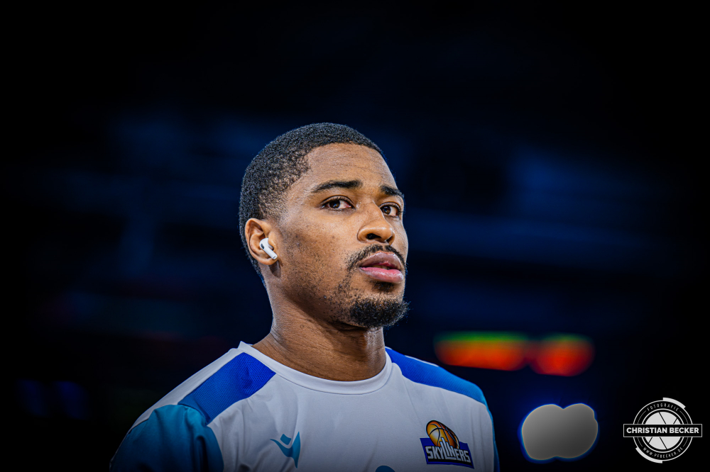 1. Basketball Bundesliga, easyCredit BBL, Saison 2025/2026, Herren, Hauptrunde, 18. Spieltag, 31.01.2026, RASTA Vechta - Frankfurt Skyliners
William Christmas (#8 - Frankfurt Skyliners) vor der Partie
Schlüsselwörter: 1. Bundesliga;18. Spieltag;31.01.2026;BBL;Basketball;Frankfurt;Hauptrunde;Liga;RASTA;RASTA Dome;Saison 2025/2026;Skyliners;Vechta;easycredit