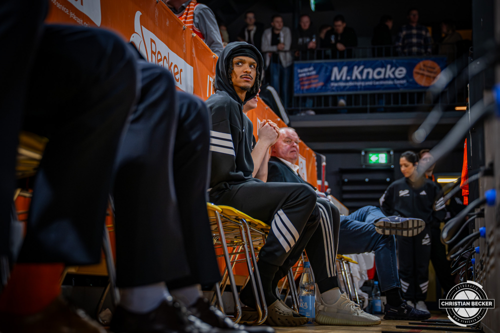 1. Basketball Bundesliga, easyCredit BBL, Saison 2025/2026, Herren, Hauptrunde, 18. Spieltag, 31.01.2026, RASTA Vechta - Frankfurt Skyliners
Alonzo Verge (#11 - RASTA Vechta) vor der Partie
Schlüsselwörter: 1. Bundesliga;18. Spieltag;31.01.2026;BBL;Basketball;Frankfurt;Hauptrunde;Liga;RASTA;RASTA Dome;Saison 2025/2026;Skyliners;Vechta;easycredit