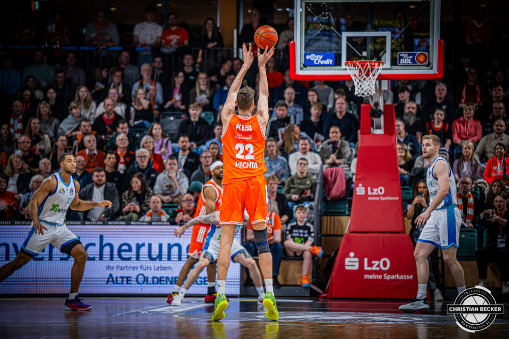 1. Basketball Bundesliga, easyCredit BBL, Saison 2025/2026, Herren, Hauptrunde, 18. Spieltag, 31.01.2026, RASTA Vechta - Frankfurt Skyliners
Tibor Plei&szlig; (#22 - RASTA Vechta) beim Jumpshot
Schlüsselwörter: 1. Bundesliga;18. Spieltag;31.01.2026;BBL;Basketball;Frankfurt;Hauptrunde;Liga;RASTA;RASTA Dome;Saison 2025/2026;Skyliners;Vechta;easycredit