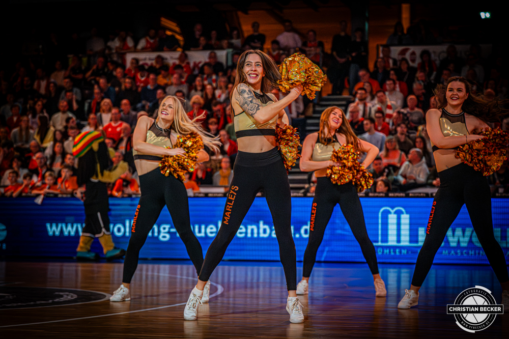 1. Basketball Bundesliga, easyCredit BBL, Saison 2025/2026, Herren, Hauptrunde, 18. Spieltag, 31.01.2026, RASTA Vechta - Frankfurt Skyliners
Marleys (Cheerleader - RASTA Vechta) w&auml;hrend der Partie
Schlüsselwörter: 1. Bundesliga;18. Spieltag;31.01.2026;BBL;Basketball;Frankfurt;Hauptrunde;Liga;RASTA;RASTA Dome;Saison 2025/2026;Skyliners;Vechta;easycredit