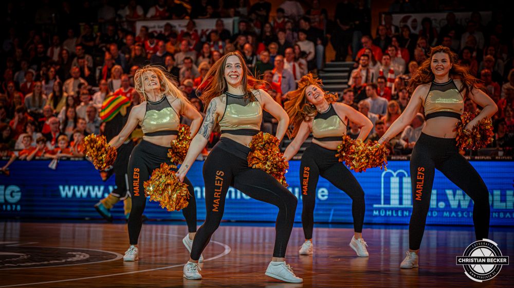 1. Basketball Bundesliga, easyCredit BBL, Saison 2025/2026, Herren, Hauptrunde, 18. Spieltag, 31.01.2026, RASTA Vechta - Frankfurt Skyliners
Marleys (Cheerleader - RASTA Vechta) w&auml;hrend der Partie
Schlüsselwörter: 1. Bundesliga;18. Spieltag;31.01.2026;BBL;Basketball;Frankfurt;Hauptrunde;Liga;RASTA;RASTA Dome;Saison 2025/2026;Skyliners;Vechta;easycredit