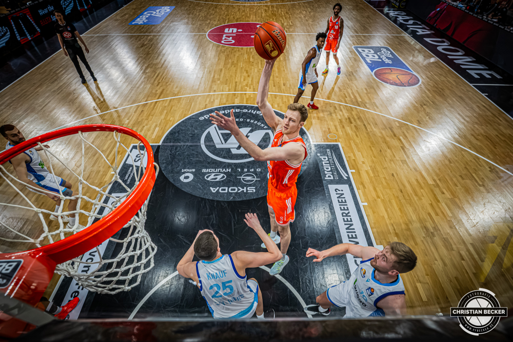 1. Basketball Bundesliga, easyCredit BBL, Saison 2025/2026, Herren, Hauptrunde, 18. Spieltag, 31.01.2026, RASTA Vechta - Frankfurt Skyliners
Tibor Plei&szlig; (#22 - RASTA Vechta) beim Korbleger
Schlüsselwörter: 1. Bundesliga;18. Spieltag;31.01.2026;BBL;Basketball;Frankfurt;Hauptrunde;Liga;RASTA;RASTA Dome;Saison 2025/2026;Skyliners;Vechta;easycredit