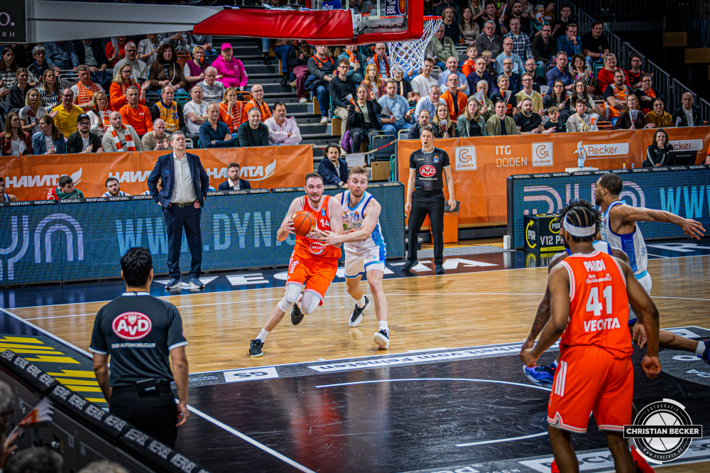 1. Basketball Bundesliga, easyCredit BBL, Saison 2025/2026, Herren, Hauptrunde, 18. Spieltag, 31.01.2026, RASTA Vechta - Frankfurt Skyliners
Philipp Herkenhoff (#14 - RASTA Vechta) in Aktion
Schlüsselwörter: 1. Bundesliga;18. Spieltag;31.01.2026;BBL;Basketball;Frankfurt;Hauptrunde;Liga;RASTA;RASTA Dome;Saison 2025/2026;Skyliners;Vechta;easycredit