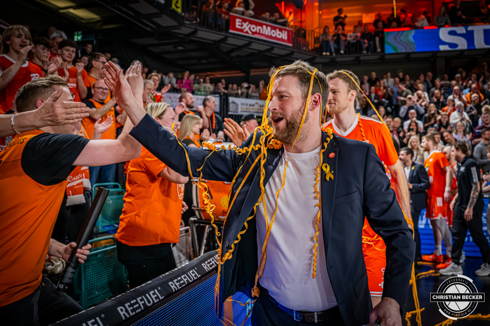 1. Basketball Bundesliga, easyCredit BBL, Saison 2025/2026, Herren, Hauptrunde, 20. Spieltag, 14.02.2026, RASTA Vechta - ratiopharm Ulm
Marius Graf (Assistent Coach - RASTA Vechta) nach der Partie
Schlüsselwörter: 1. Bundesliga;14.02.2026;20. Spieltag;BBL;Basketball;Hauptrunde;Liga;RASTA;RASTA Dome;Saison 2025/2026;Ulm;Vechta;easycredit;ratiopharm