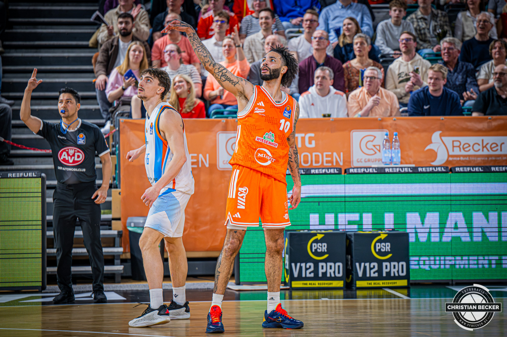 1. Basketball Bundesliga, easyCredit BBL, Saison 2025/2026, Herren, Hauptrunde, 22. Spieltag, 06.03.2026, RASTA Vechta - Science City Jena
Tevin Brown (#10 - RASTA Vechta) w&auml;hrend der Partie
Schlüsselwörter: 06.03.2026;1. Bundesliga;22. Spieltag;BBL;Basketball;City;Hauptrunde;Jena;Liga;RASTA;RASTA Dome;Saison 2025/2026;Science;Vechta;easycredit