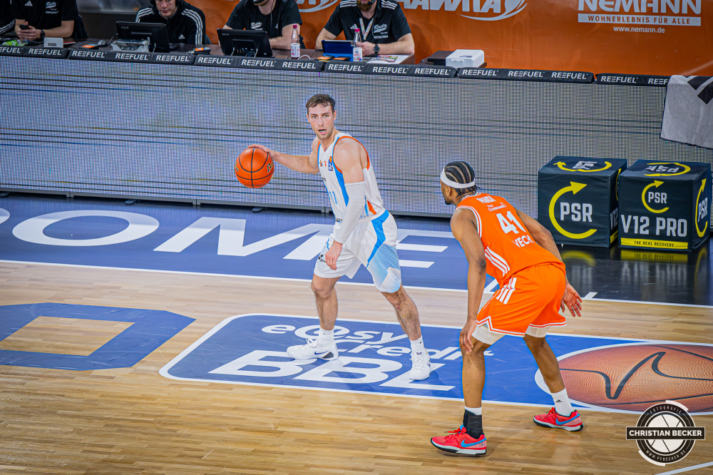 1. Basketball Bundesliga, easyCredit BBL, Saison 2025/2026, Herren, Hauptrunde, 22. Spieltag, 06.03.2026, RASTA Vechta - Science City Jena
Jack Pagenkopf (#11 - Science City Jena) in Aktion
Schlüsselwörter: 06.03.2026;1. Bundesliga;22. Spieltag;BBL;Basketball;City;Hauptrunde;Jena;Liga;RASTA;RASTA Dome;Saison 2025/2026;Science;Vechta;easycredit