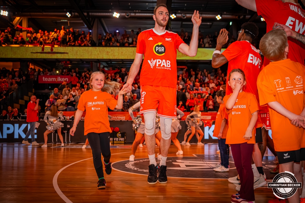 1. Basketball Bundesliga, easyCredit BBL, Saison 2025/2026, Herren, Hauptrunde, 24. Spieltag, 14.03.2026, RASTA Vechta - MHP Riesen Ludwigsburg
Philipp Herkenhoff (#14 - RASTA Vechta) vor der Partie
Schlüsselwörter: 1. Bundesliga;14.03.2026;24. Spieltag;BBL;Basketball;Hauptrunde;Liga;Ludwigsburg;MHP;RASTA;RASTA Dome;RIESEN;Saison 2025/2026;Vechta;easycredit