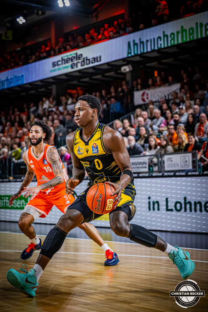 1. Basketball Bundesliga, easyCredit BBL, Saison 2025/2026, Herren, Hauptrunde, 24. Spieltag, 14.03.2026, RASTA Vechta - MHP Riesen Ludwigsburg
Babacar Sane (#0 - MHP Riesen Ludwigsburg) in Aktion
Schlüsselwörter: 1. Bundesliga;14.03.2026;24. Spieltag;BBL;Basketball;Hauptrunde;Liga;Ludwigsburg;MHP;RASTA;RASTA Dome;RIESEN;Saison 2025/2026;Vechta;easycredit