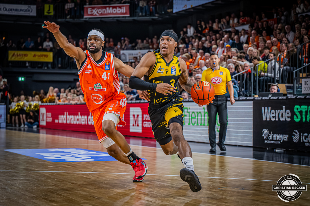 1. Basketball Bundesliga, easyCredit BBL, Saison 2025/2026, Herren, Hauptrunde, 24. Spieltag, 14.03.2026, RASTA Vechta - MHP Riesen Ludwigsburg
Stefan Smith (#3 - MHP Riesen Ludwigsburg) in Aktion
Schlüsselwörter: 1. Bundesliga;14.03.2026;24. Spieltag;BBL;Basketball;Hauptrunde;Liga;Ludwigsburg;MHP;RASTA;RASTA Dome;RIESEN;Saison 2025/2026;Vechta;easycredit