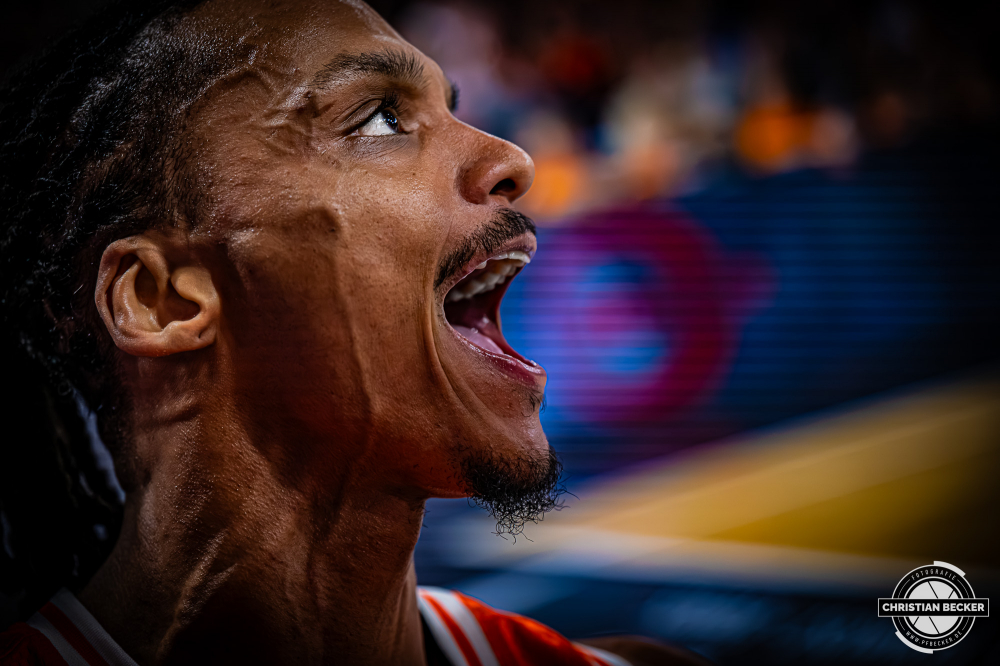 1. Basketball Bundesliga, easyCredit BBL, Saison 2025/2026, Herren, Hauptrunde, 24. Spieltag, 14.03.2026, RASTA Vechta - MHP Riesen Ludwigsburg
Alonzo Verge (#11 - RASTA Vechta) zeigt Emotionen w&auml;hrend der Partie
Schlüsselwörter: 1. Bundesliga;14.03.2026;24. Spieltag;BBL;Basketball;Hauptrunde;Liga;Ludwigsburg;MHP;RASTA;RASTA Dome;RIESEN;Saison 2025/2026;Vechta;easycredit