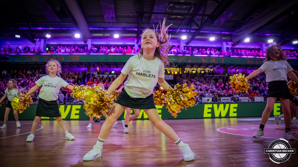 1. Basketball Bundesliga, easyCredit BBL, Saison 2025/2026, Herren, Hauptrunde, 24. Spieltag, 14.03.2026, RASTA Vechta - MHP Riesen Ludwigsburg
Mini Marleys (Cheerleader - RASTA Vechta) w&auml;hrend der Partie
Schlüsselwörter: 1. Bundesliga;14.03.2026;24. Spieltag;BBL;Basketball;Hauptrunde;Liga;Ludwigsburg;MHP;RASTA;RASTA Dome;RIESEN;Saison 2025/2026;Vechta;easycredit